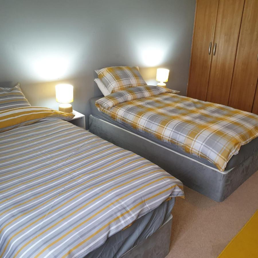 Queens Rooms, A Perfect Stay, Next To Shopping Parks And Central Манчестер Екстер'єр фото